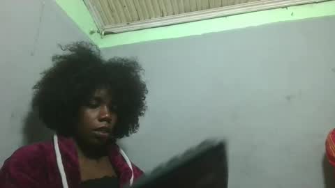 angeeliine online show from May 16, 2026, 6:39 pm