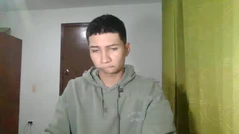 Snapshot of angel_ale chatting on December 26, 2024, 11:46 pm angel_ale online show from December 26, 2024, 11:46 pm