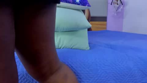 Snapshot of angel_avni chatting on October 26, 2025, 4:07 am Angel online show from October 26, 2025, 4:07 am