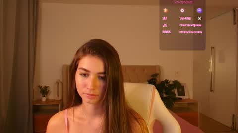 angel_dean online show from May 14, 2026, 8:04 pm