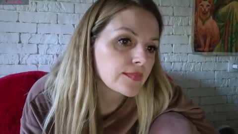 Snapshot of angel_girllovemy chatting on May 4, 2026, 1:18 pm ANGEL online show from May 4, 2026, 1:18 pm