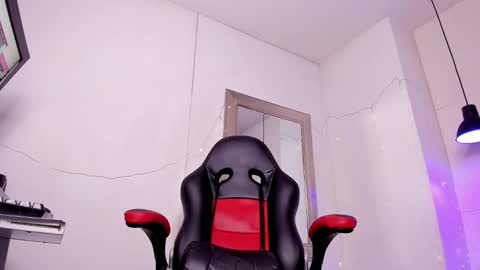 angel hardy online show from November 7, 2025, 12:05 pm