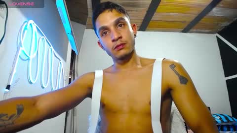 Angel online show from March 10, 2025, 9:29 pm