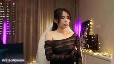 Snapshot of angel_luisa chatting on December 19, 2025, 2:18 am Luisa online show from December 19, 2025, 2:18 am