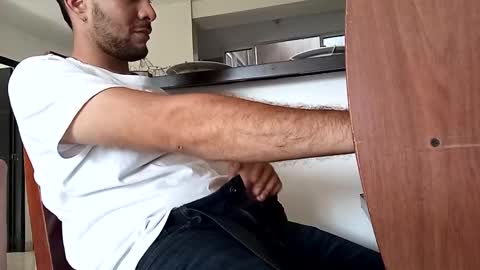 ngel online show from March 3, 2025, 7:06 pm