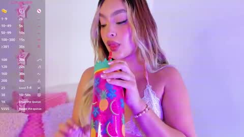 Snapshot of angel_rizzo_ chatting on March 2, 2025, 1:47 am Angel online show from March 2, 2025, 1:47 am