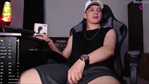 Snapshot of angel_twink69 chatting on February 1, 2026, 3:16 am Angel Twink online show from February 1, 2026, 3:16 am