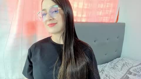 angela_nix online show from September 23, 2025, 4:21 pm