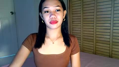 angela_star888 online show from November 26, 2025, 9:43 am