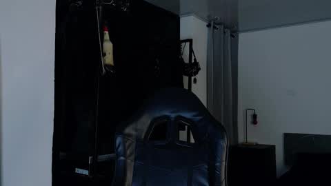 Snapshot of angelabl0odborne chatting on February 20, 2026, 6:19 pm Angela help me reach 100 thumbs up online show from February 20, 2026, 6:19 pm