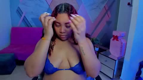 Angela online show from November 6, 2025, 3:07 am