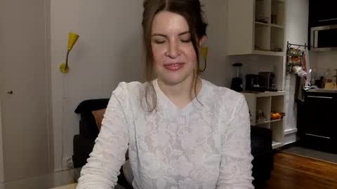 Snapshot of angeladarkk chatting on December 21, 2024, 8:32 pm Angela online show from December 21, 2024, 8:32 pm