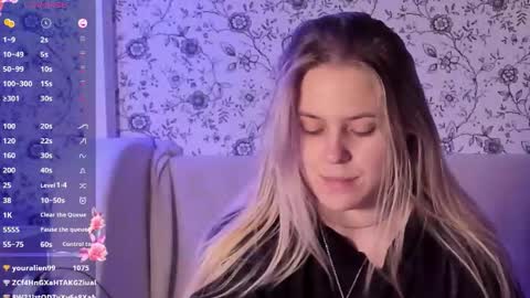 Darsi Anty online show from December 15, 2025, 2:21 pm