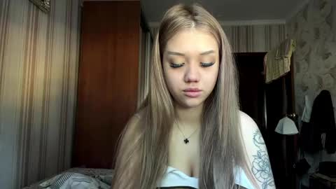 Angel online show from May 20, 2026, 4:18 am