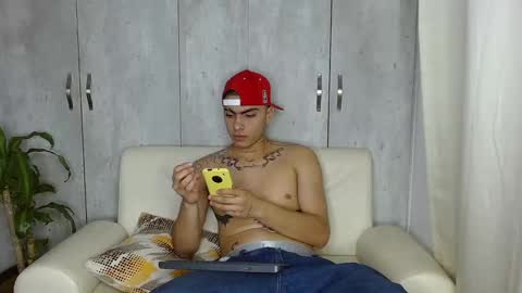 Snapshot of angelbacker22 chatting on January 26, 2025, 5:13 am angelbacker22 online show from January 26, 2025, 5:13 am