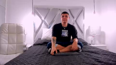 angelblue   online show from June 28, 2026, 7:53 pm