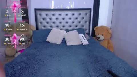 Snapshot of angelcamgirl20 chatting on October 11, 2025, 7:51 am angel online show from October 11, 2025, 7:51 am