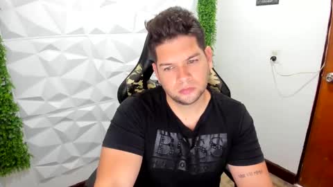 Snapshot of angelcute3 chatting on February 13, 2025, 4:50 pm angel online show from February 13, 2025, 4:50 pm