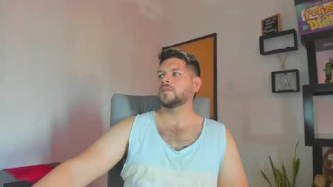 Snapshot of angelcute3 chatting on October 4, 2025, 3:32 pm angel online show from October 4, 2025, 3:32 pm