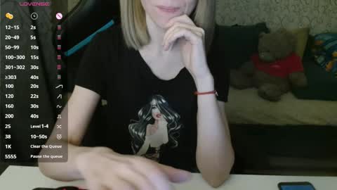 Snapshot of angelcute32 chatting on February 6, 2026, 4:43 pm AngelCute32 online show from February 6, 2026, 4:43 pm