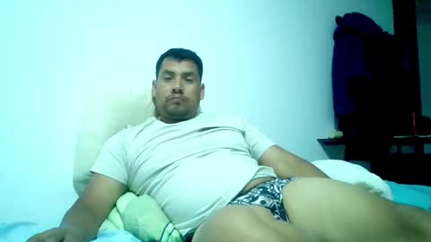 angeldavid90 online show from February 4, 2026, 3:23 am