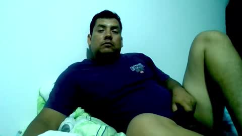 angeldavid90 online show from February 17, 2026, 2:41 am