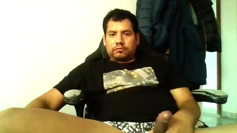 angeldavid90 online show from May 8, 2026, 4:56 pm