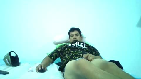 angeldavid90 online show from May 12, 2026, 4:31 am