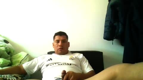 angeldavid90 online show from May 16, 2026, 5:23 pm