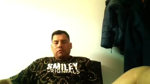angeldavid90 online show from May 17, 2026, 5:20 pm