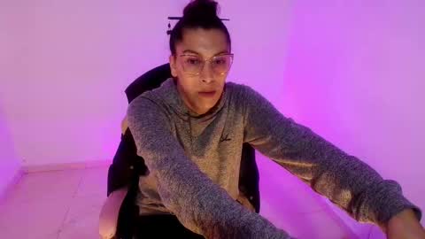 angele online show from March 20, 2026, 7:41 pm