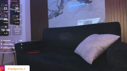 Angel online show from April 10, 2026, 11:31 pm