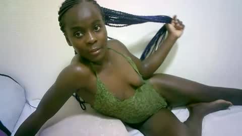 Angle online show from December 21, 2025, 3:08 pm