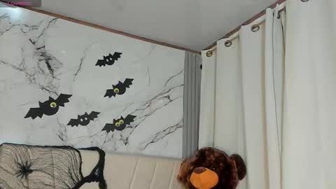 Snapshot of angeli_sexi chatting on October 22, 2025, 12:55 am Carolina online show from October 22, 2025, 12:55 am