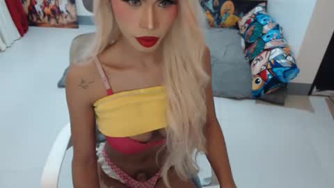 DIVINE ANGEL online show from December 20, 2025, 12:07 am