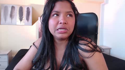 Snapshot of angelica_bss chatting on January 15, 2025, 5:58 pm Angelica bss online show from January 15, 2025, 5:58 pm