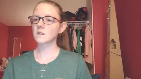 AngelicAngel online show from December 1, 2025, 2:27 am