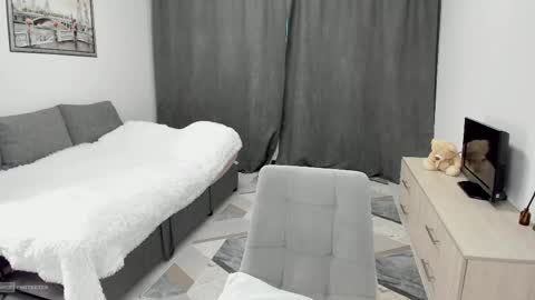 Angelica online show from May 28, 2026, 6:49 pm