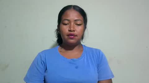 angelice33 online show from February 5, 2026, 6:18 am