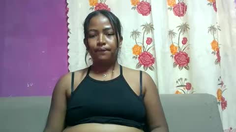 angelice33 online show from April 23, 2026, 10:47 am