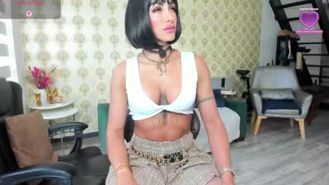 angelina_class_7 online show from April 17, 2026, 1:58 pm