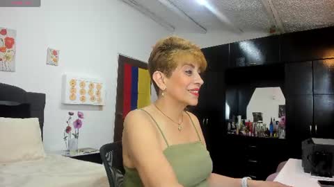 Snapshot of angelina_stone_65 chatting on July 8, 2026, 11:53 pm Angelina online show from July 8, 2026, 11:53 pm