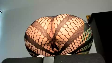 Angelina online show from October 27, 2025, 9:57 am