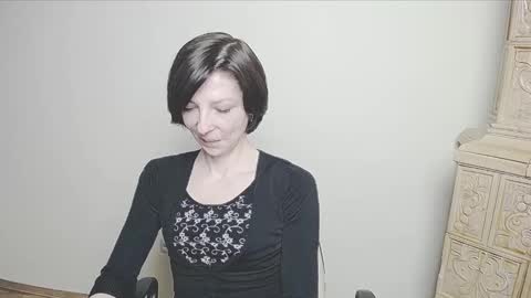 Angelina online show from March 4, 2025, 10:46 am