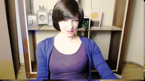 Angelina online show from May 24, 2026, 7:13 am