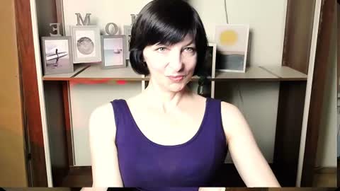 Snapshot of angelinalov_ chatting on June 28, 2026, 8:09 am Angelina online show from June 28, 2026, 8:09 am