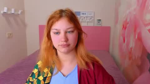 Snapshot of angelinalow chatting on April 25, 2026, 1:41 pm AngelinaLow online show from April 25, 2026, 1:41 pm