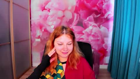 Snapshot of angelinalow chatting on May 12, 2026, 11:29 am AngelinaLow online show from May 12, 2026, 11:29 am