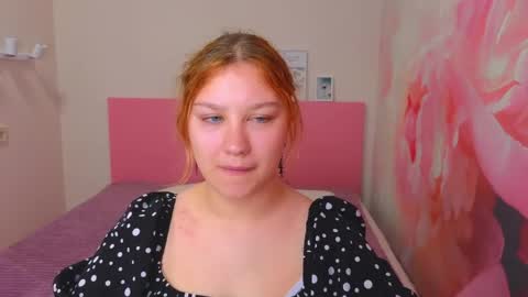 Snapshot of angelinalow chatting on May 23, 2026, 11:25 am AngelinaLow online show from May 23, 2026, 11:25 am