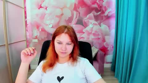 Snapshot of angelinalow chatting on May 31, 2026, 5:26 am AngelinaLow online show from May 31, 2026, 5:26 am